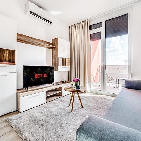 Ari Green Apartment Near Atrium Mall Arad Zewnętrze zdjęcie